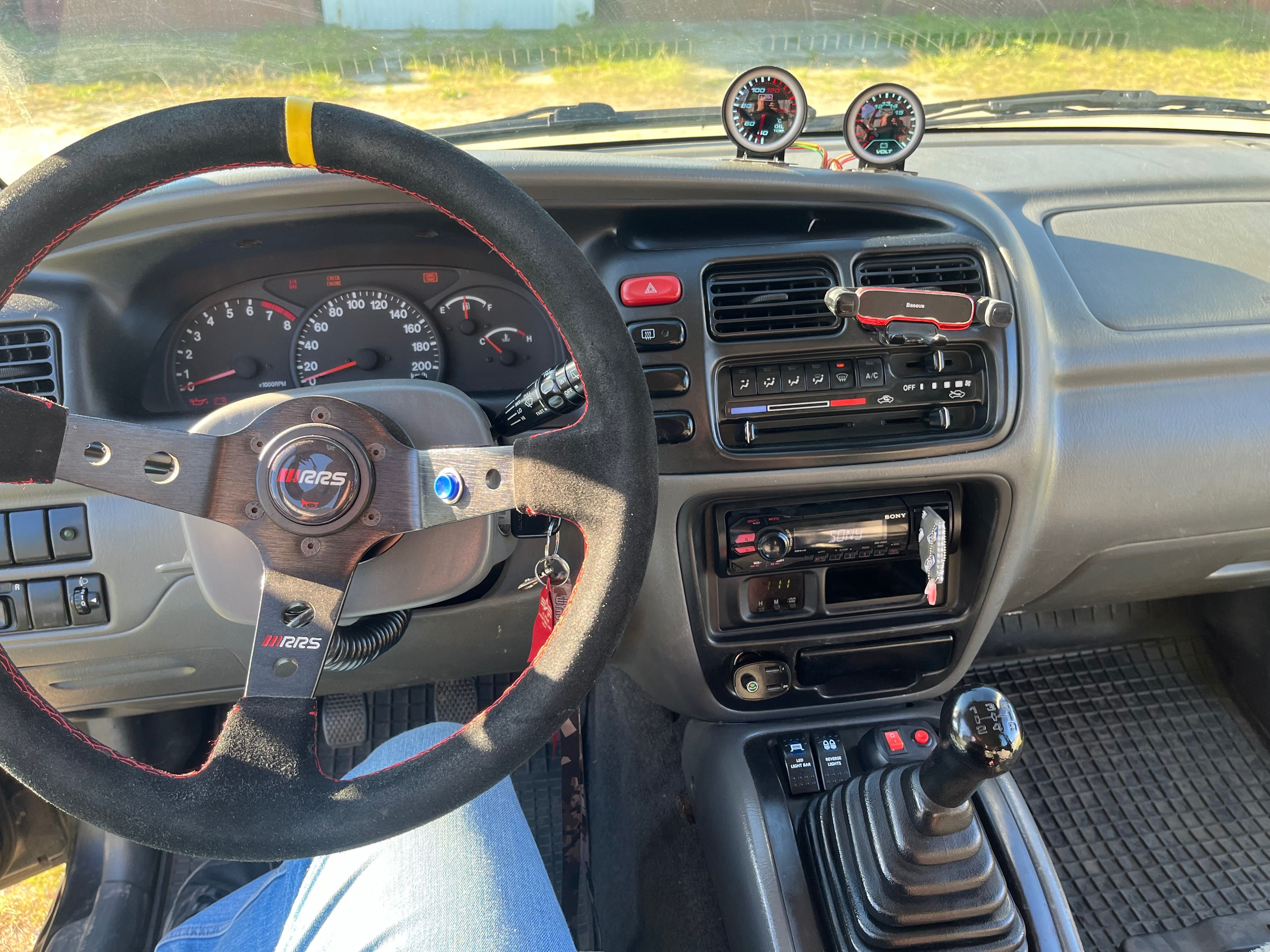 Suzuki Grand Vitara 2,5 V6