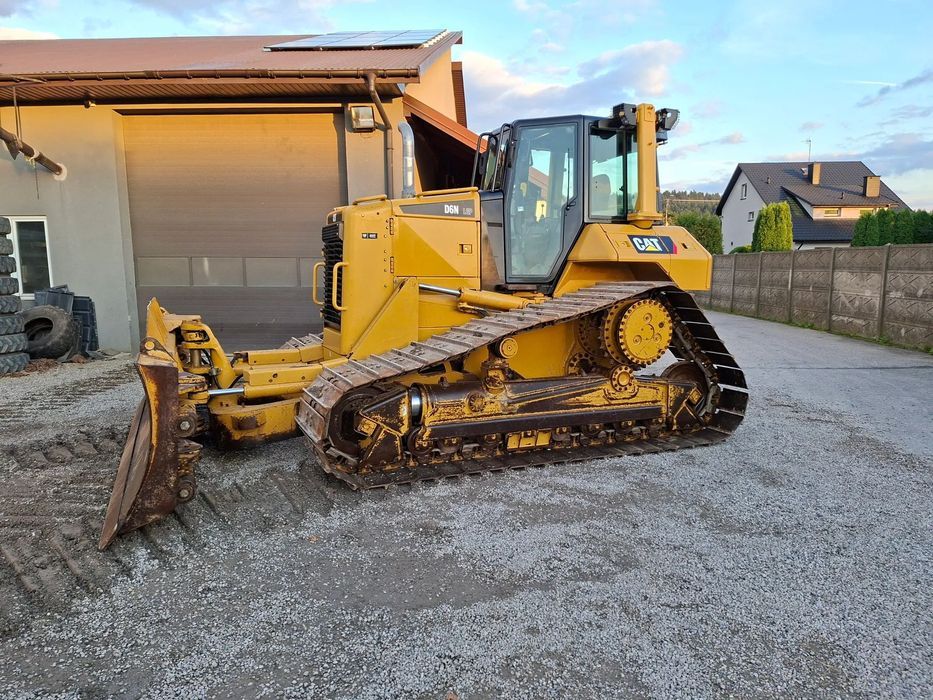 Caterpillar CAT D6N LGP  spych spychacz gąsienicowy CAT 6500 godzin