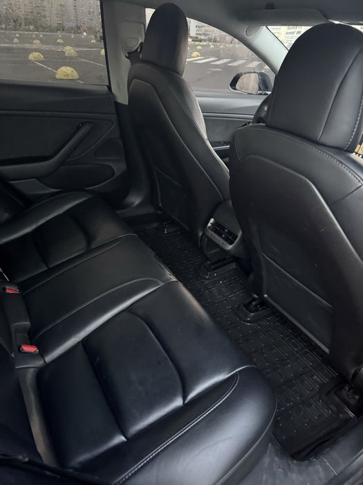 Тесла модел 3 2020года 75кв лонг рейнж