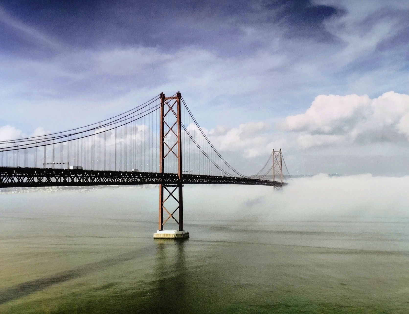 5 fotografias impressas Ponte 25 de Abril