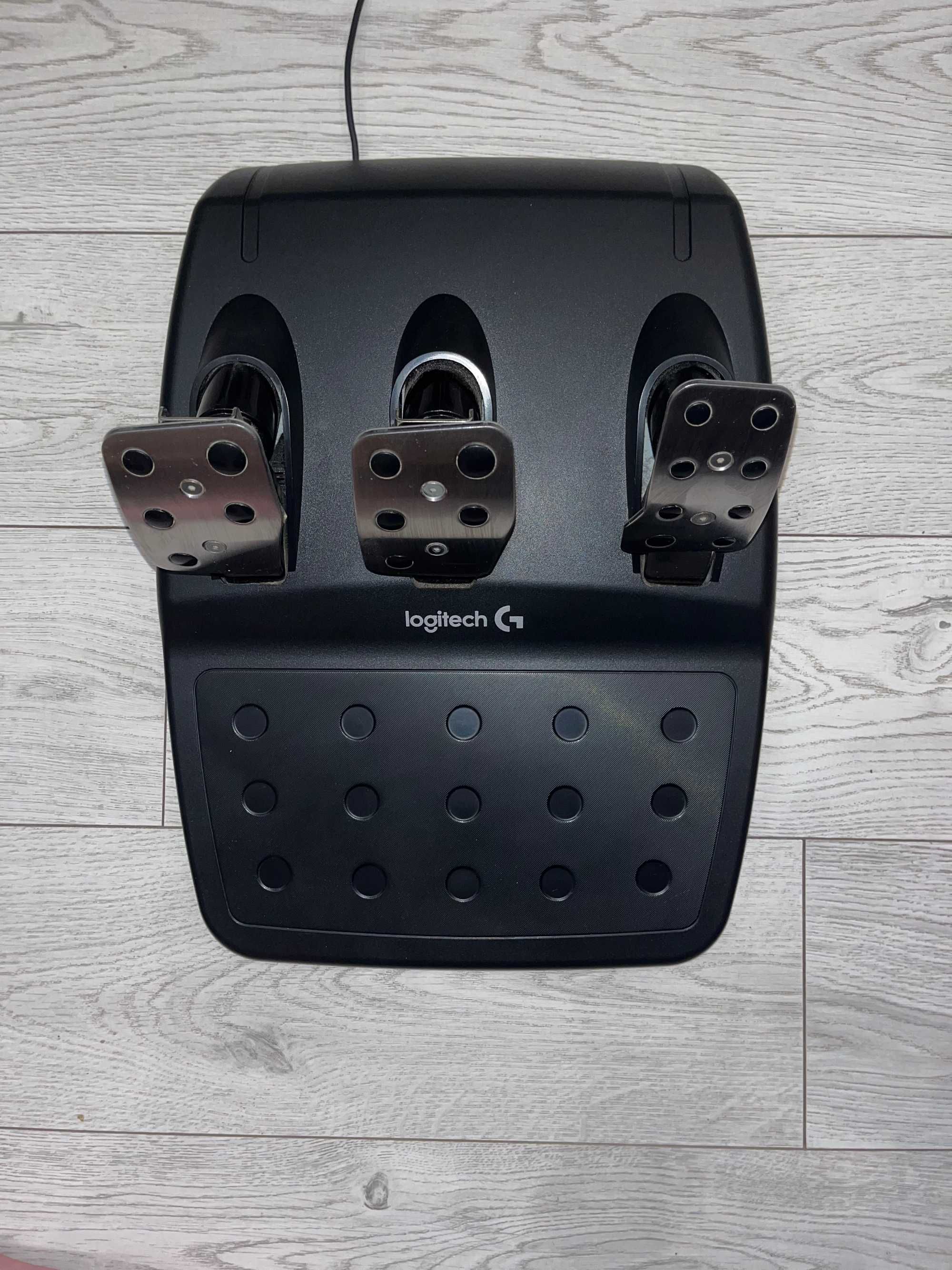 Kierownica Logitech+Shifter, Najnowsza wersja oprogramowania, Jak nowa