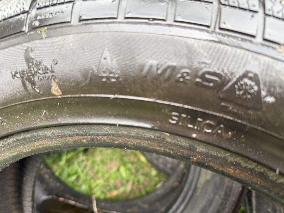 2x Opona zimowa 195/60 R 16 C Syron Everest 1