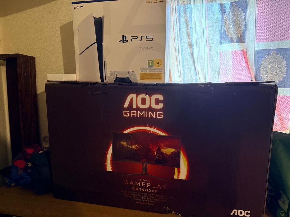 Vendo Monitor e PS5