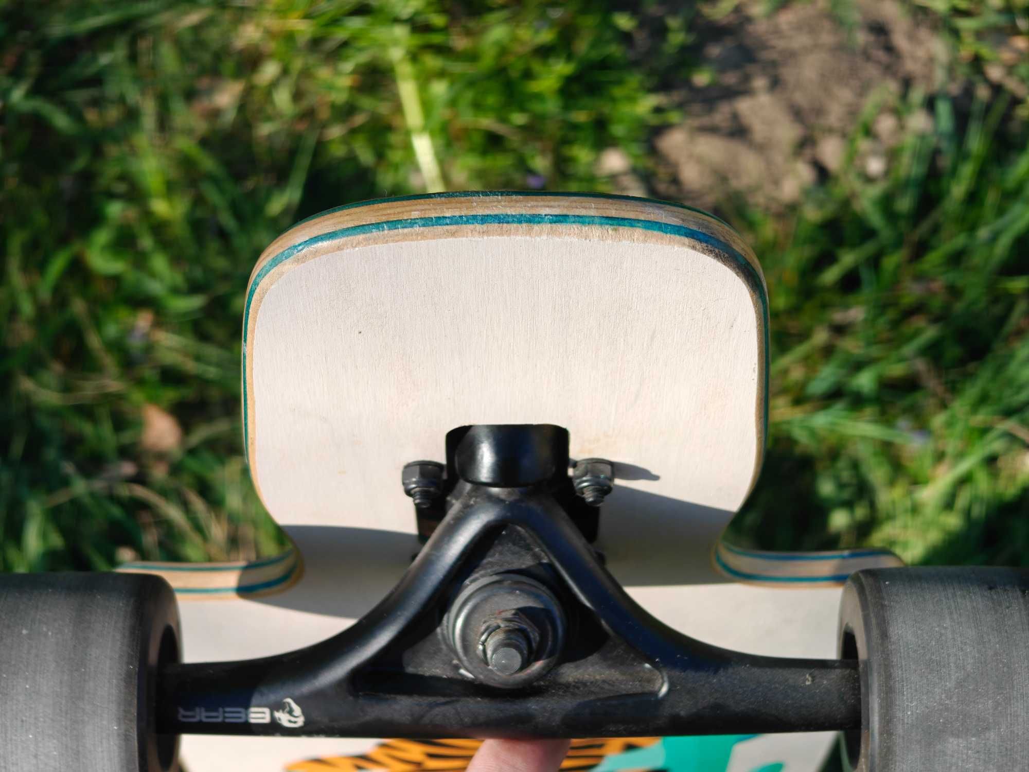 Landyachtz Drop Carve Desert Tiger 40 - longboard