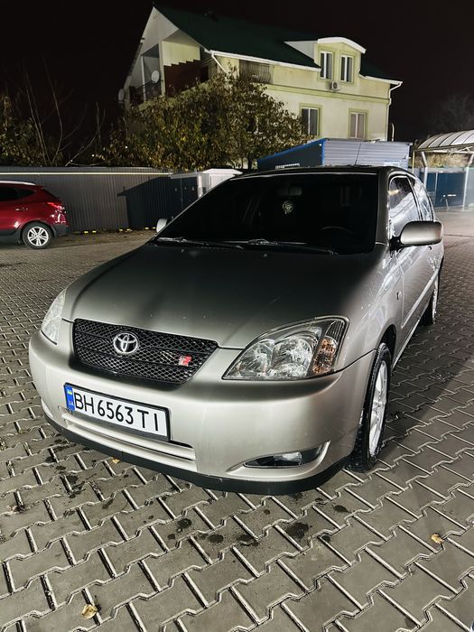 Toyota Corolla 1.8л 2003г