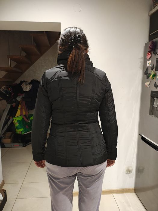 Kurtka czarna damska r. S ocieplana