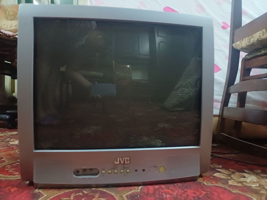 Телевізор кінескоп JVC