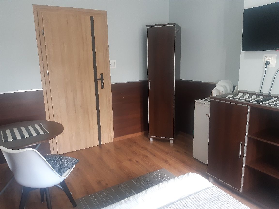Pokoje ,noclegi dla pracowników z łazienką