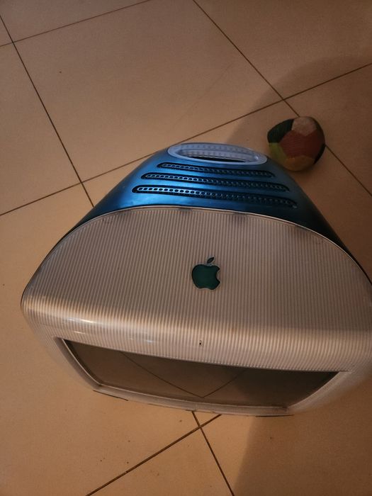 Stary komputer Appel iMac g3  sprawny