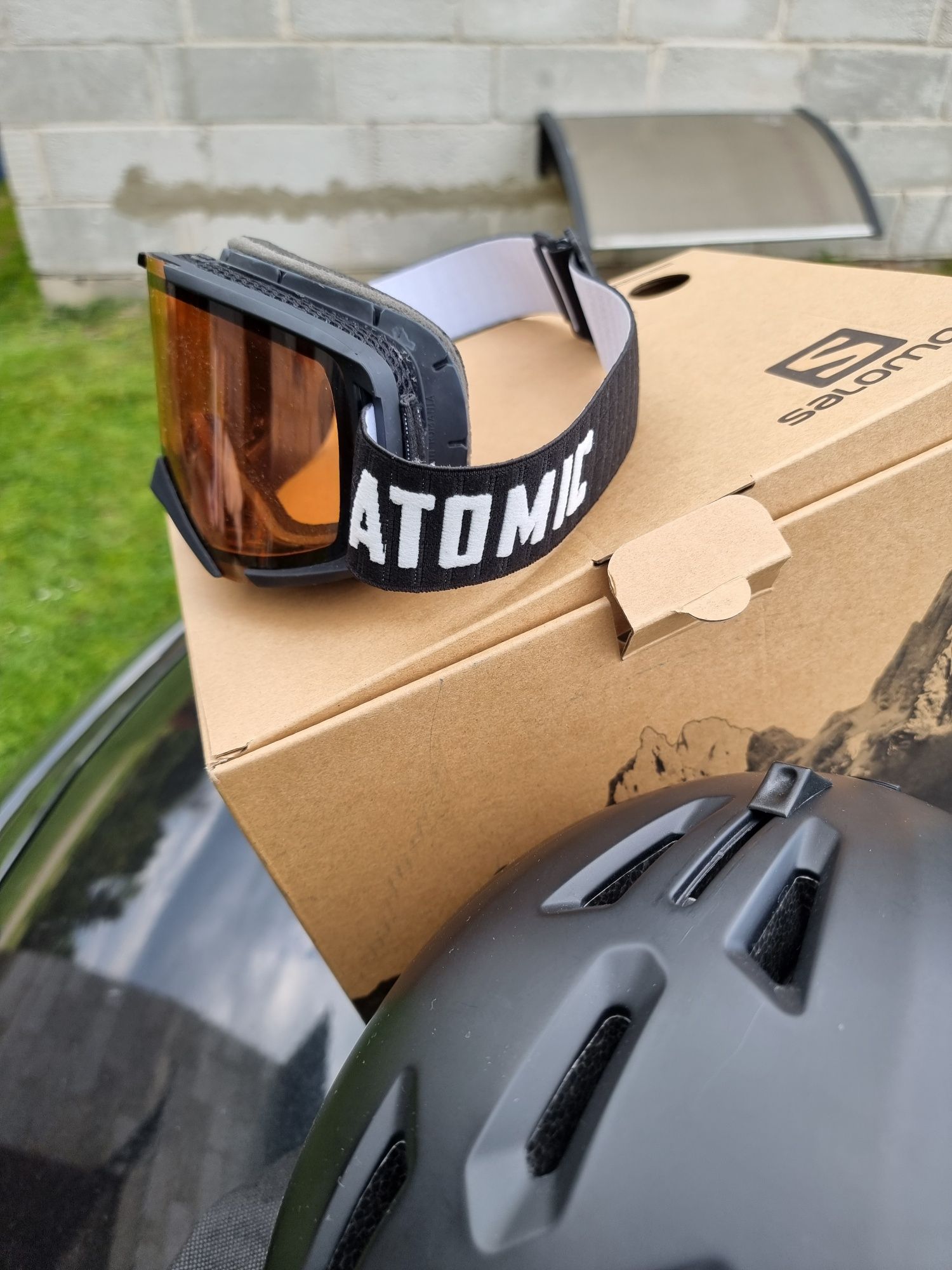 Kask Salomon i gogle Atomic