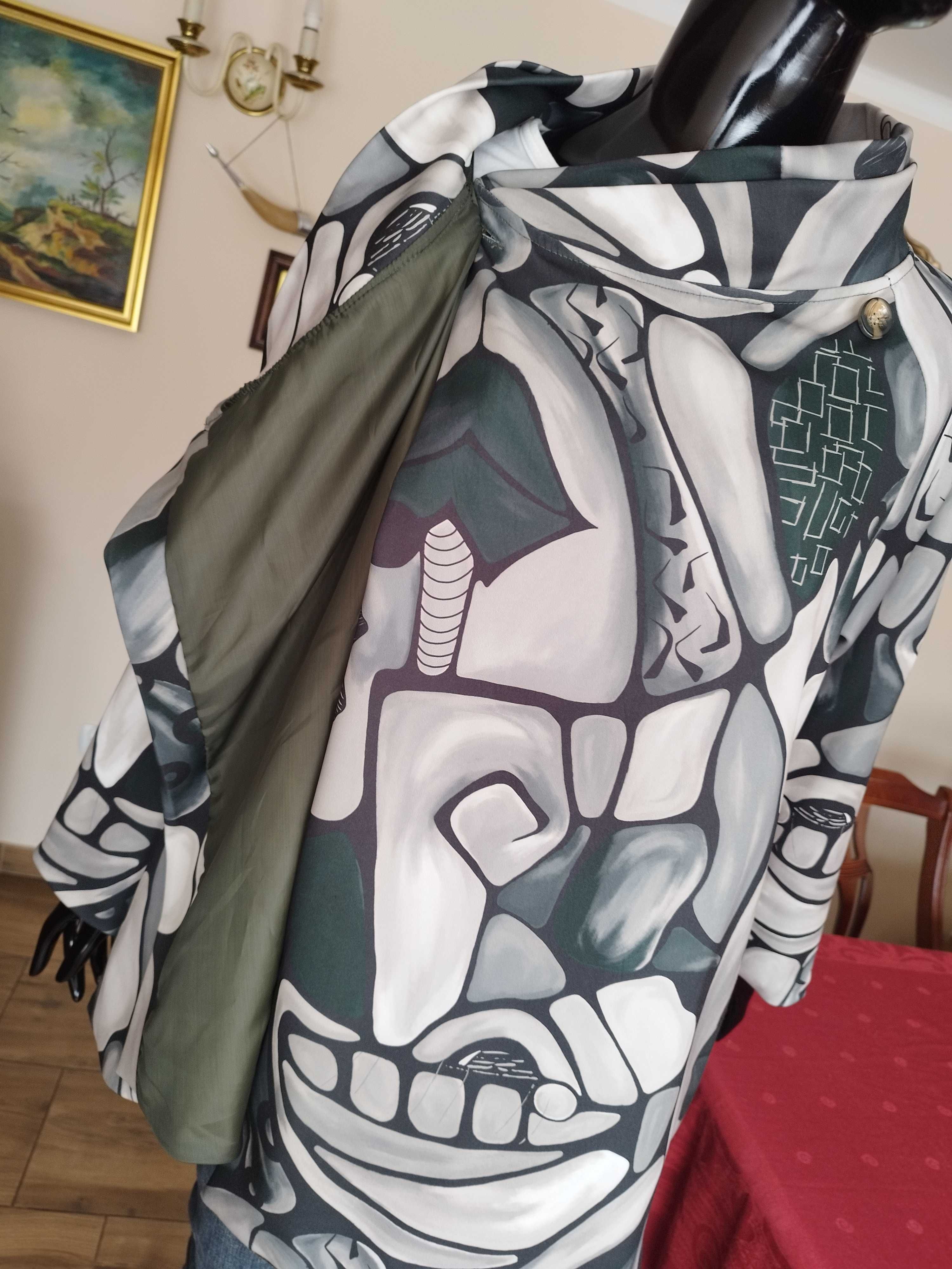 Fanny Studios_Italy_wdzianko/żakiet/narzutka-picasso_esy floresy_38/42