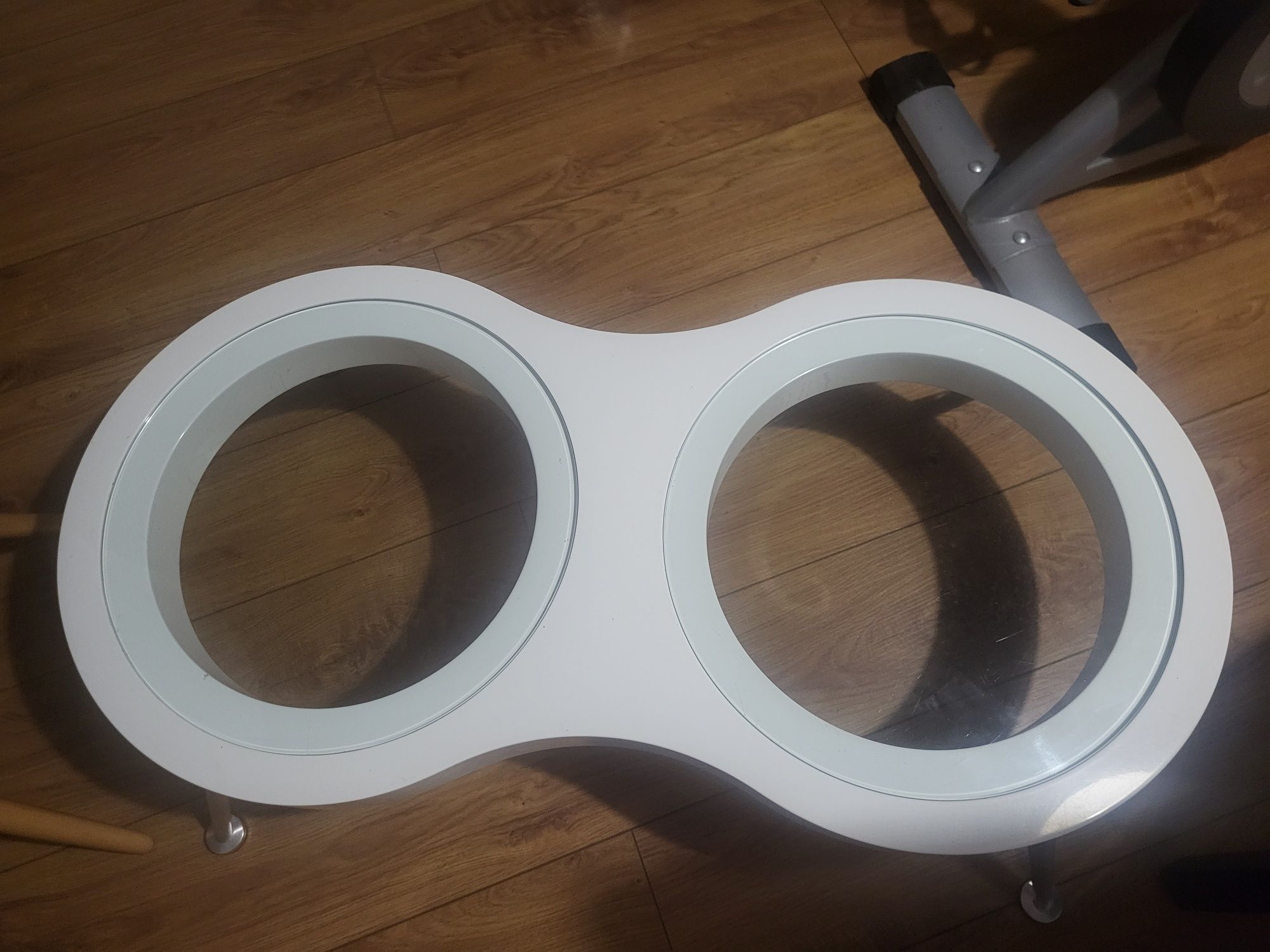 Designerski stolik kawowy