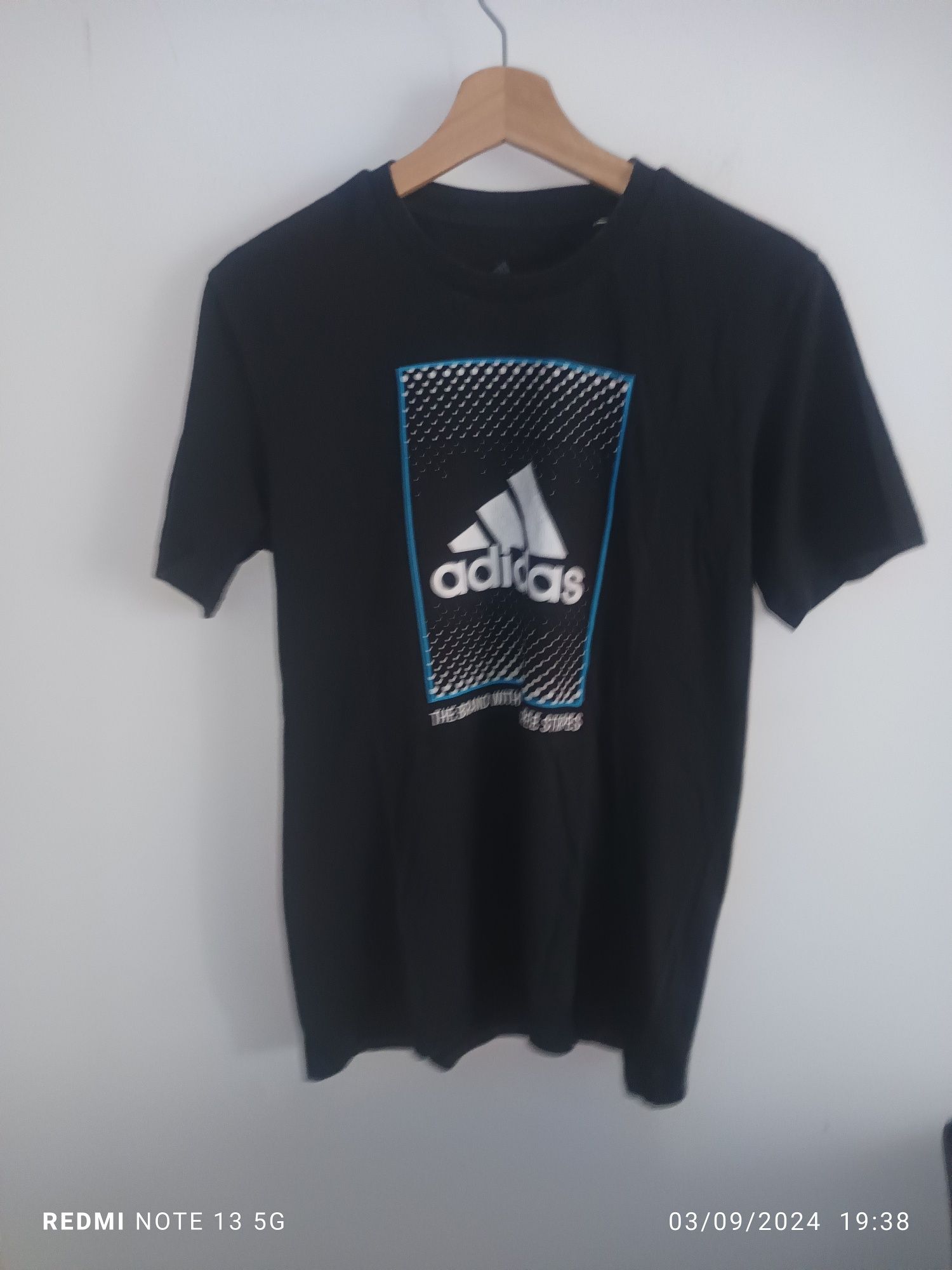 T-shirt adidas criança