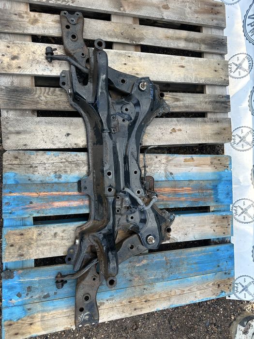 Підрамник передній, балка передня Toyota Prius 30 1.8 2010-2015