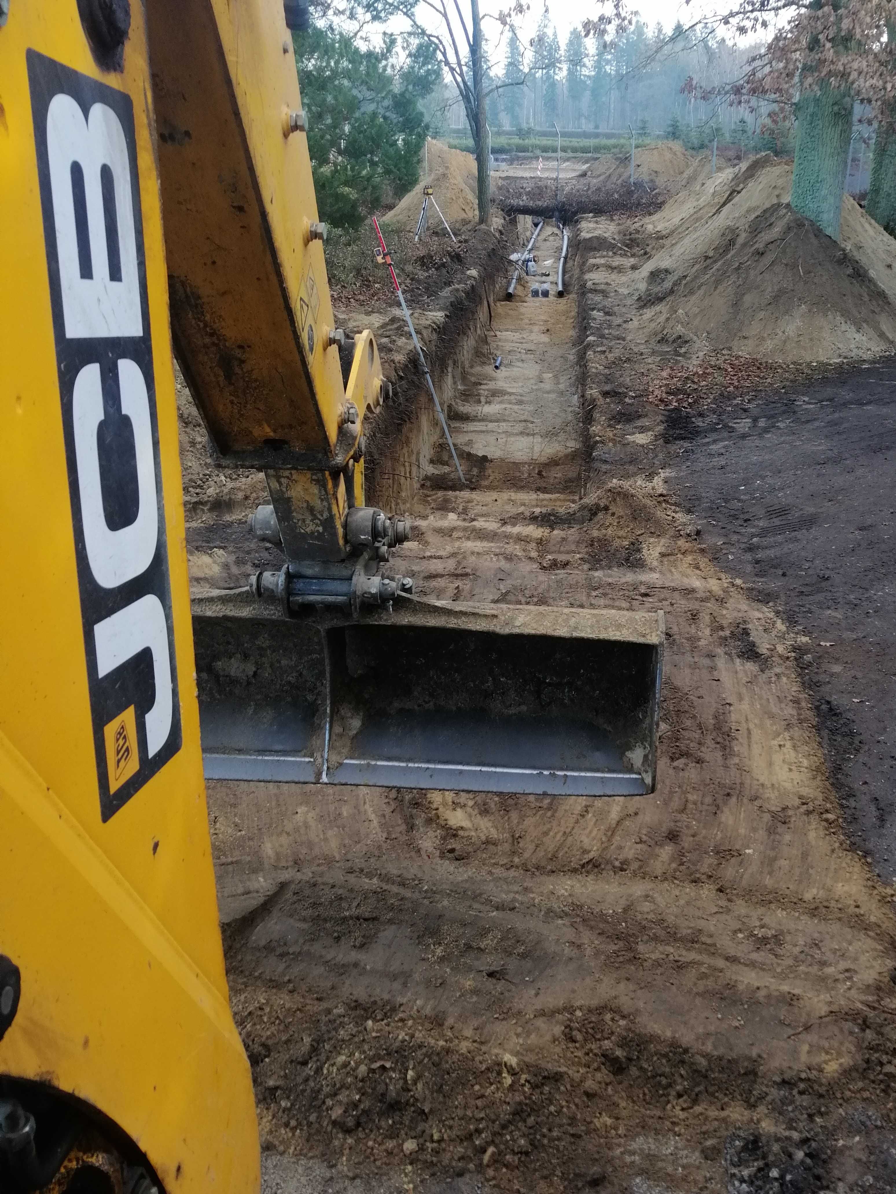 Usługi koparko-ładowarką JCB , Roboty ziemne!!!