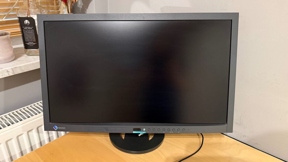 Komputer stacjonarny AMD Ryzen 3 3100, 16GB RAM, Radeon RX570, 2x500GB