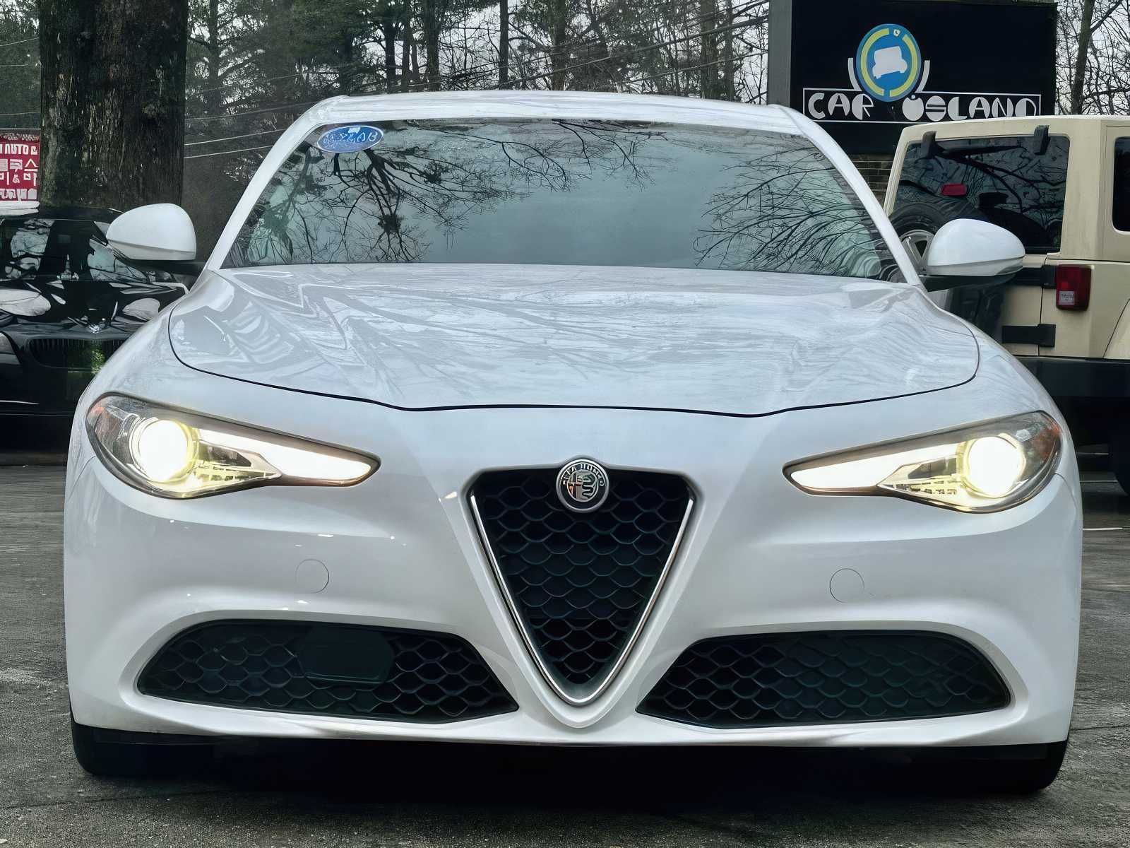 2018 Alfa Romeo Giulia Sport