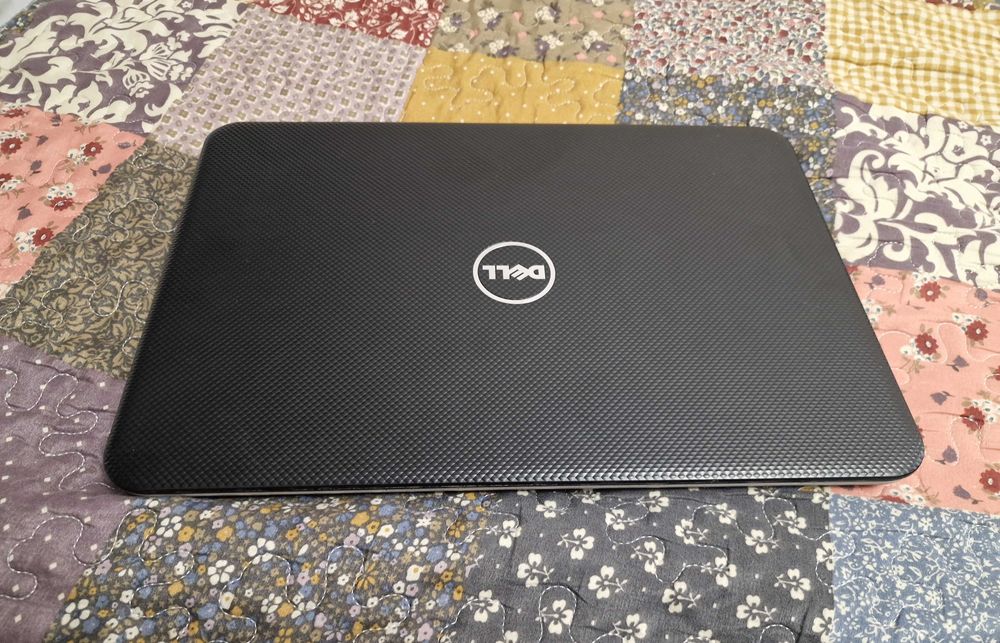 Dell 15 3521/Intel Pentium 2127U/RAM4GB/500HDD/Intel®HD 2GB