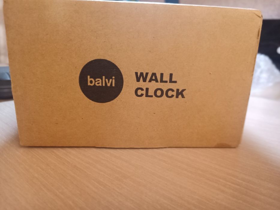 Менималестичные часы: Balvi Wall Clock