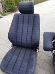 Fotele Mercedes Benz 190 / W201  Prawy i Lewy