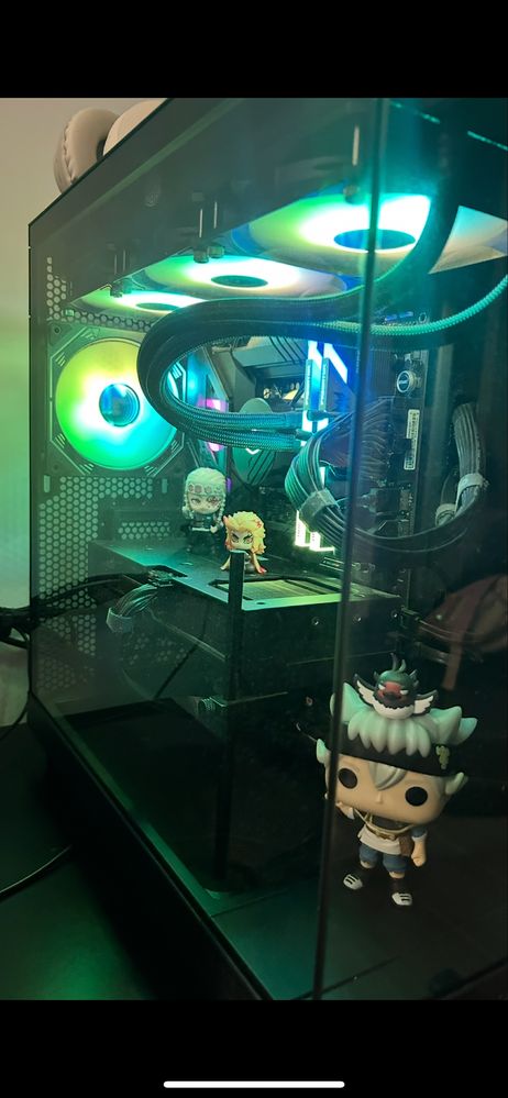 Pc, tela e roto e fone