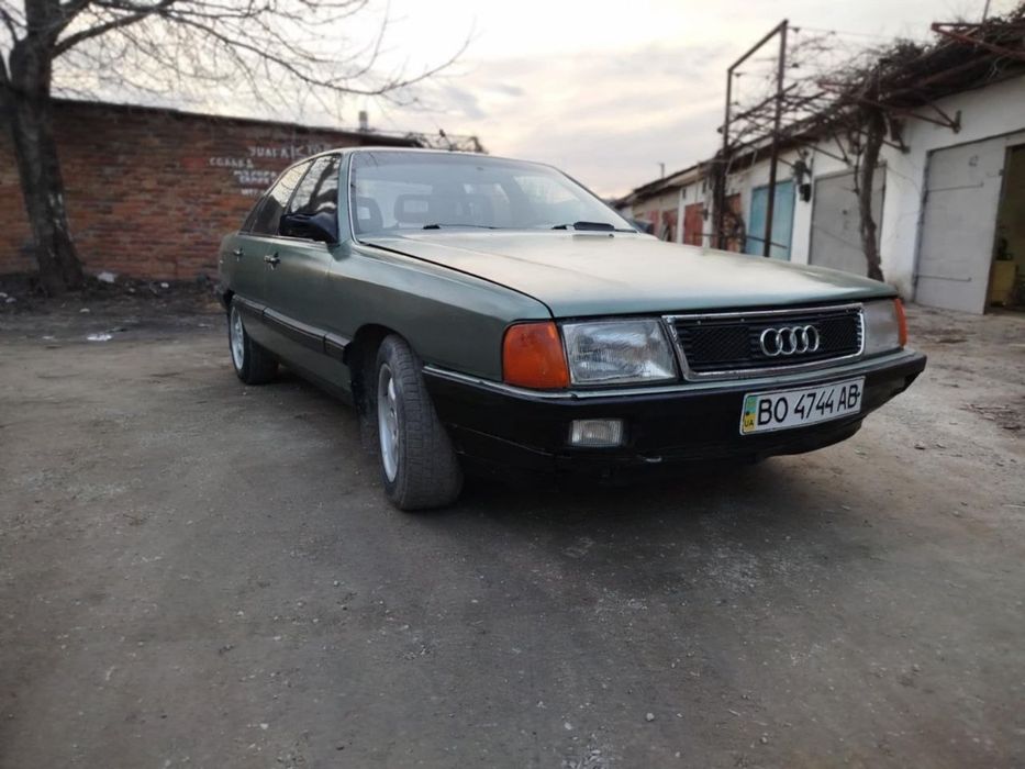 Продам Audi 100 C3