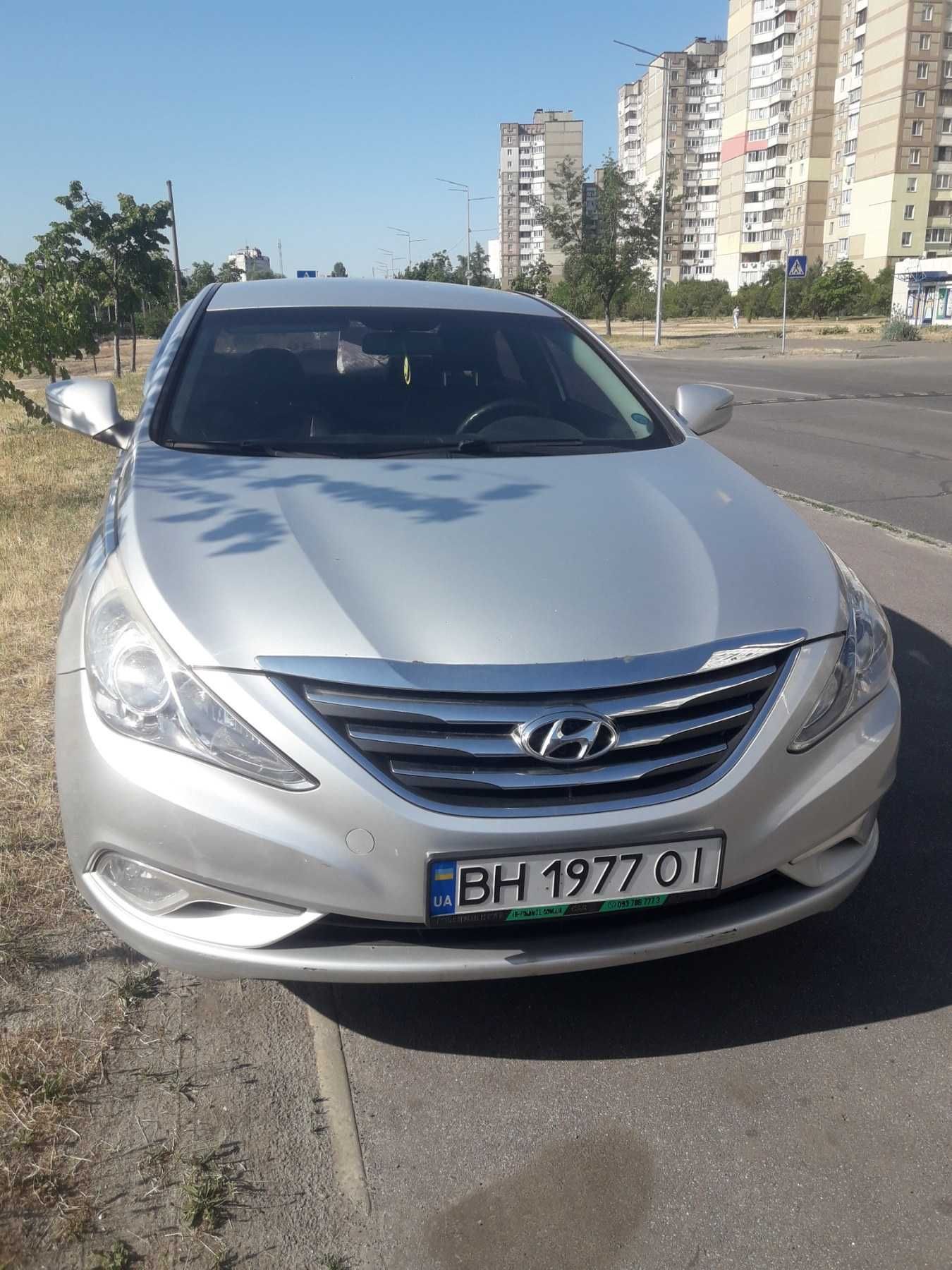 Авто в рострочку HYUNDAI від 3 750 грн/тижд.