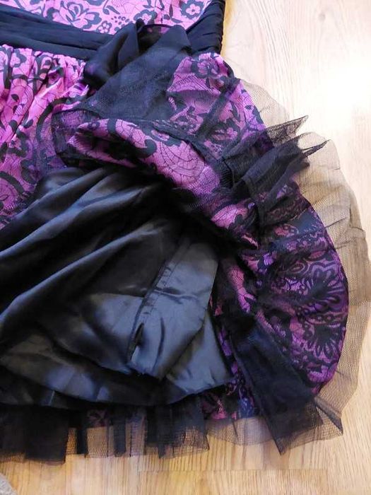 Nowa sukienka Lipsy London S 36 M 38 fiolet czarny wzór pin up