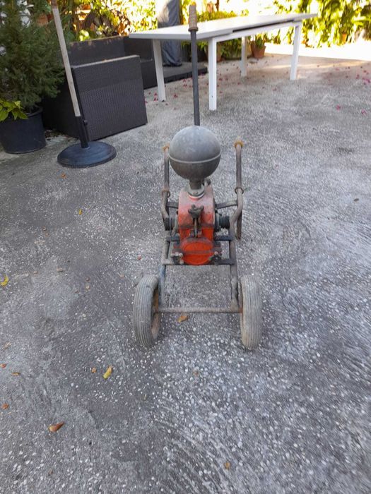 Máquina de engarrafar vinho