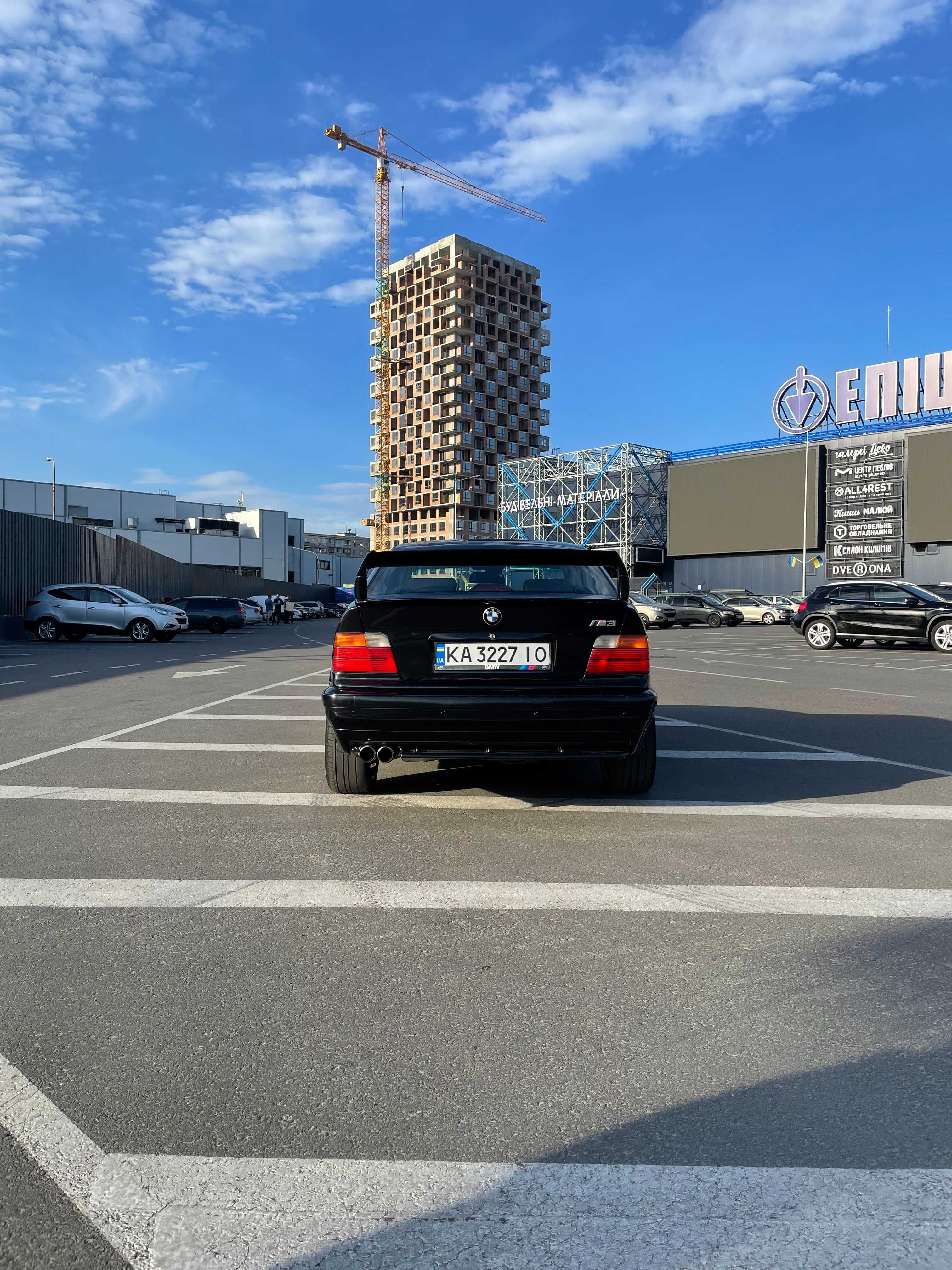 Bmw  e36 325i MT