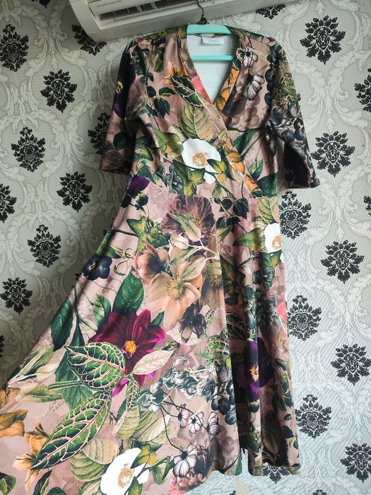 Sukienka ciepła jesień xl okee zakryte plecy