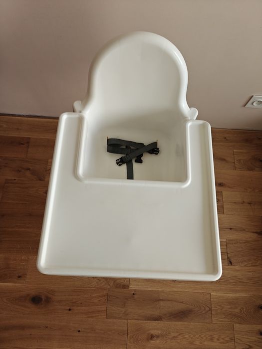 Krzesełko antilop z podnóżkiem