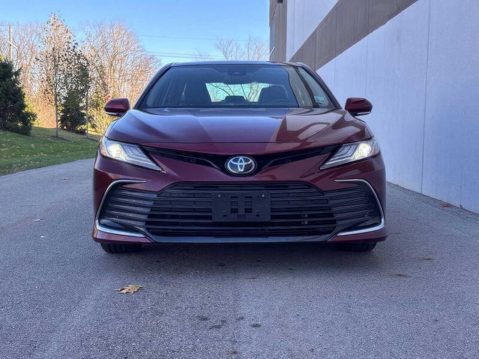 Toyota Camry XLE      2022
