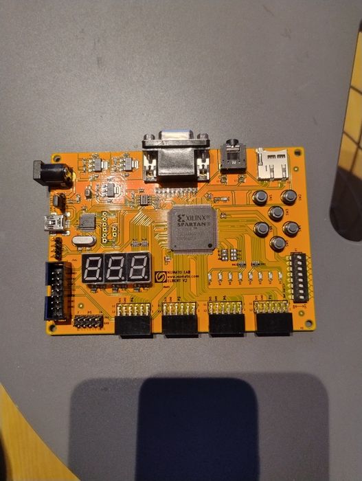 Devkit Elbert v2 z układem FPGA Spartan 3A