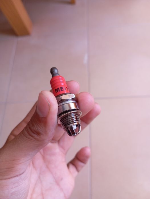 Velas de 3 polos mini mota, bicicleta motorizada, trotinete a gasolina