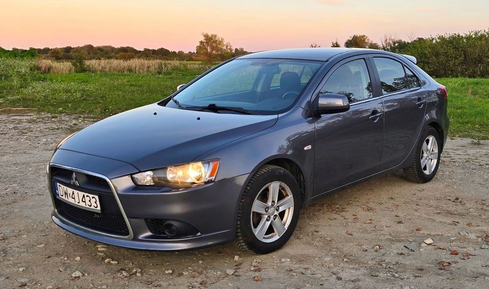 Mitsubishi Lancer Piękny Lancer z 2009 roku, od 2016 użytkowany w Polsce