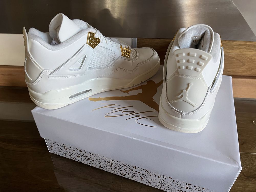 AIR JORDAN 4 - white & gold