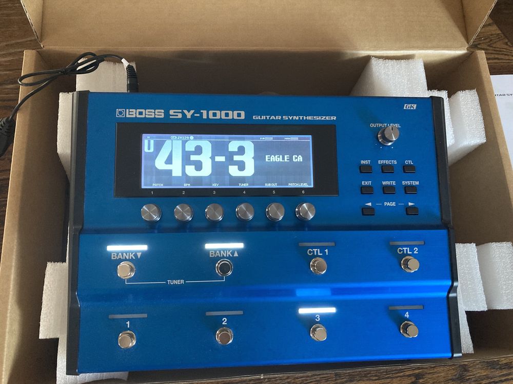 Boss SY1000 syntezator + Gk3 i osprzęt