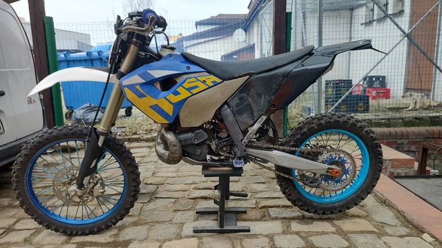 Husaberg Te300 rozrusznik 2010 papiery (KTM EXC 300)