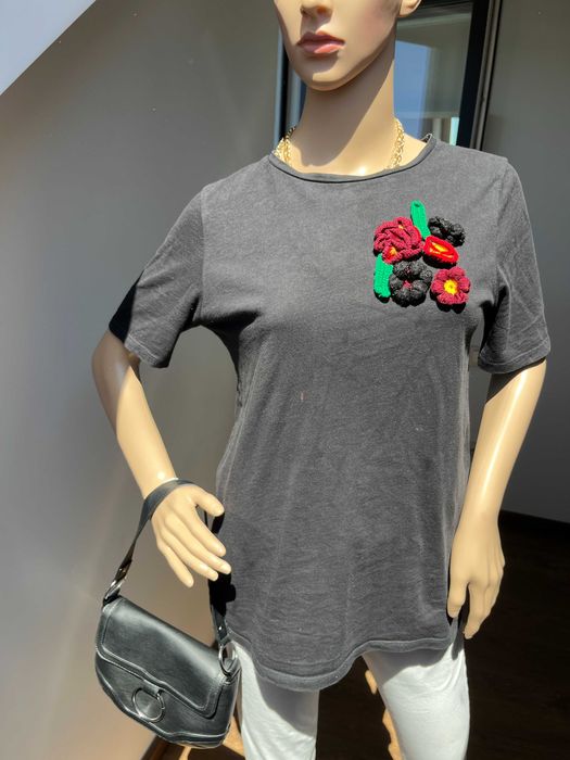 Czarny T-Shirt Zara z Dzianinowymi Kwiatami – 100% Bawełna Rozmiar S-M