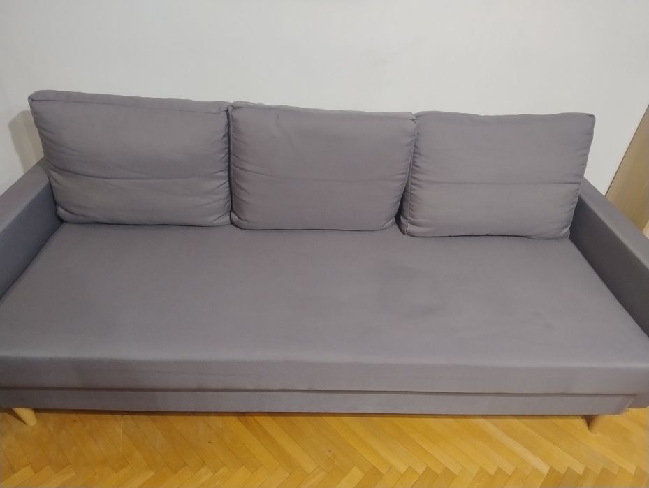 Kanapa w kolorze szarym za darmo-zarezerwowana