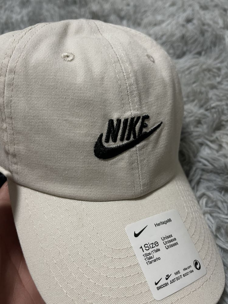 Кепка Nike Logo White Milk/Black,кепка найк,nike hat,біла кепка найк.