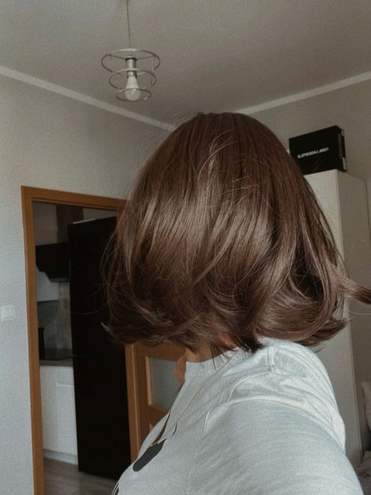 Peruka ciemny chłodny brąz bob grzywka nowa gęste włosy dla kobiet