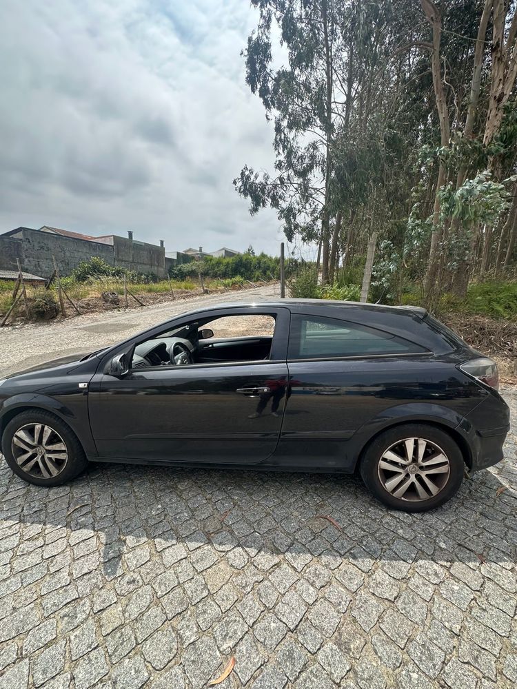 Opel Astra GTC 1.3 cdti 2 lugares