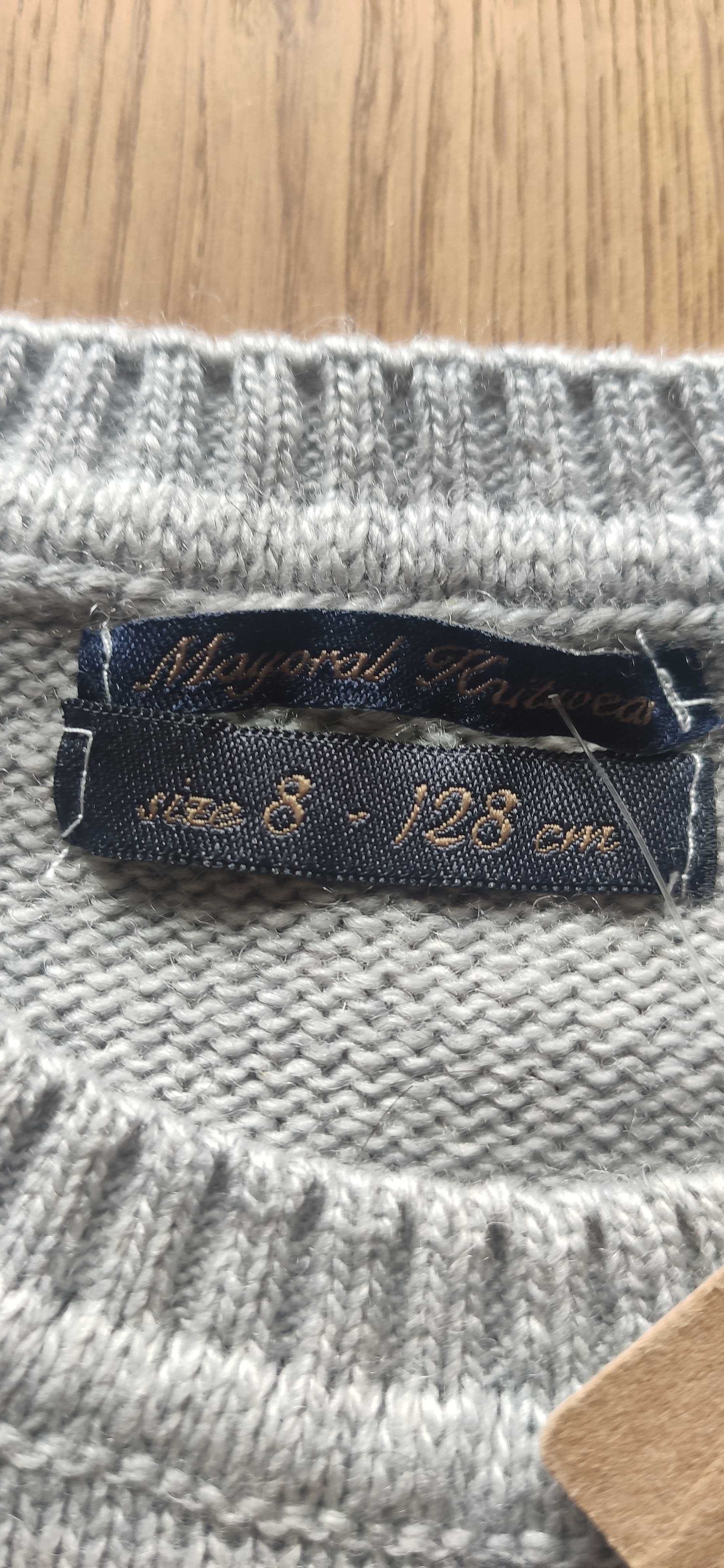 Sweter chłopięcy, rozmiar 128, Mayoral