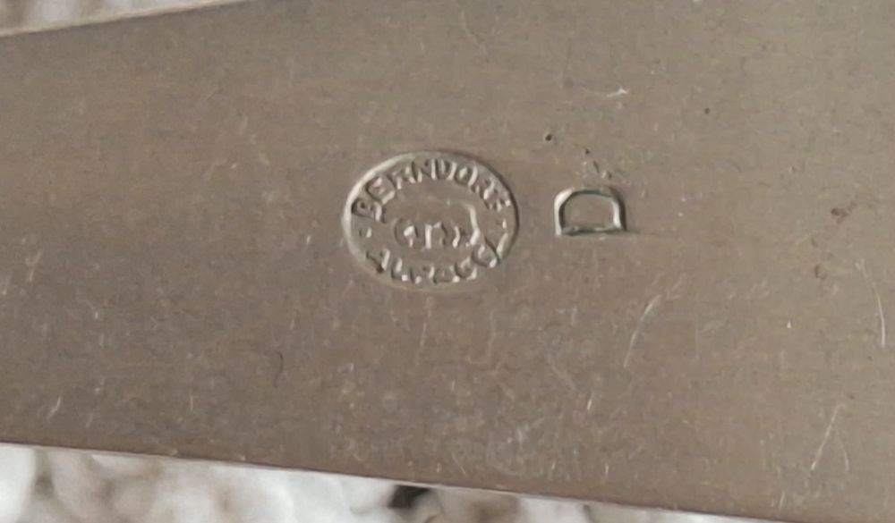 Stara łyżka do sosu, chochelka.