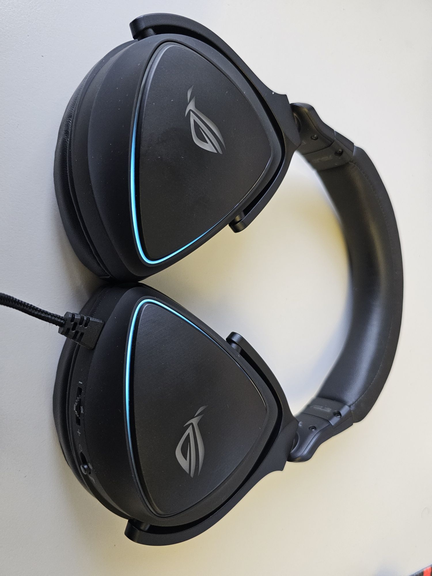 Навушники з мікрофоном ASUS ROG Delta S Quad-DAC ESS 9218 Hi-Res Audio