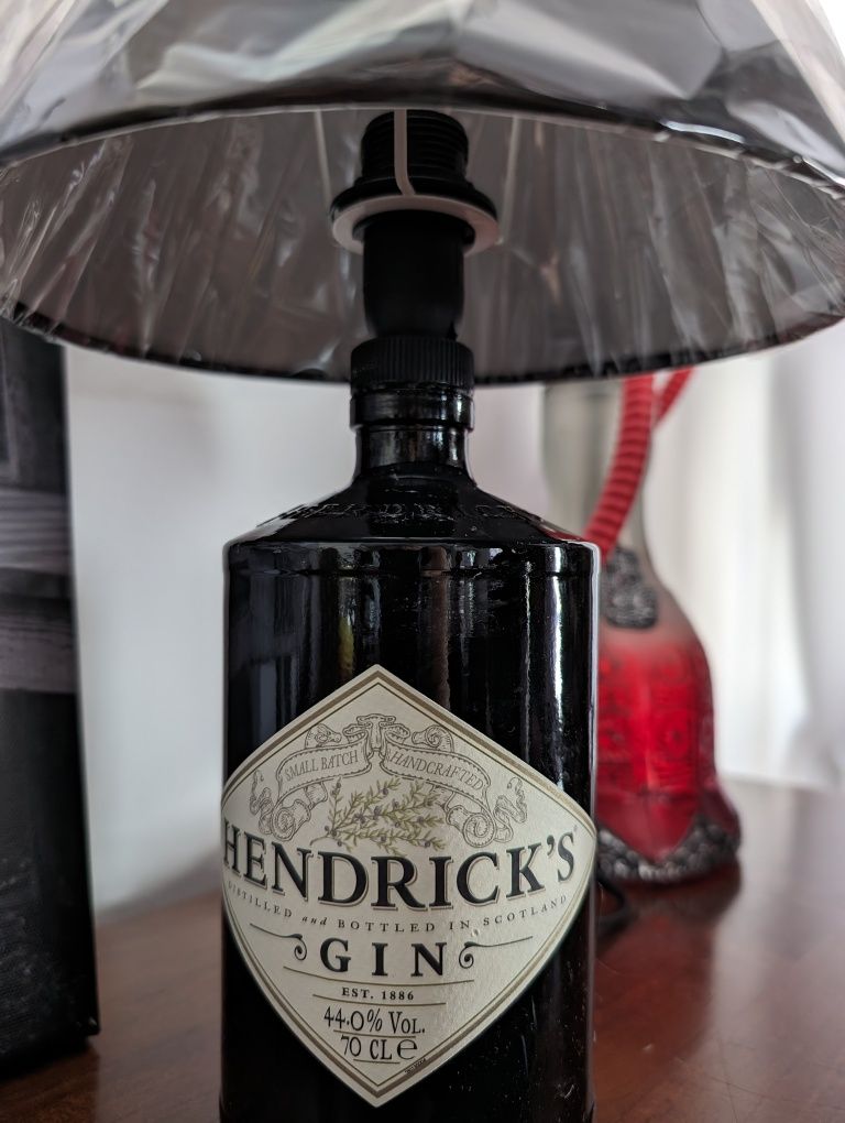 Candeeiros Gin Hendricks