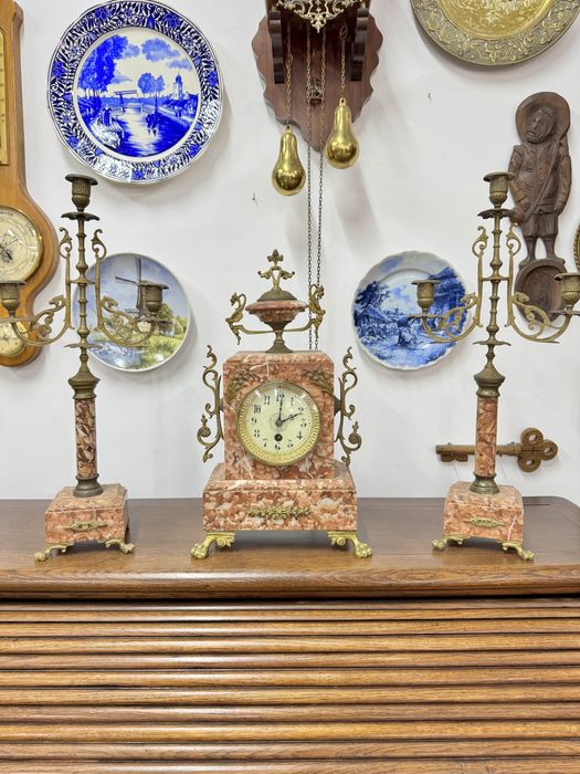 Каминные часы с канделябрами старовинний годинник Мебель из Голландии