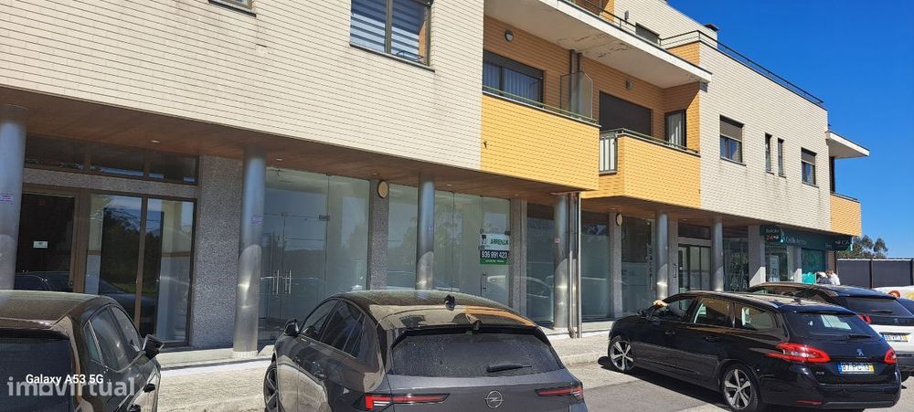 Loja com 120m2, em Silveiros, Barcelos (Refª 1105)